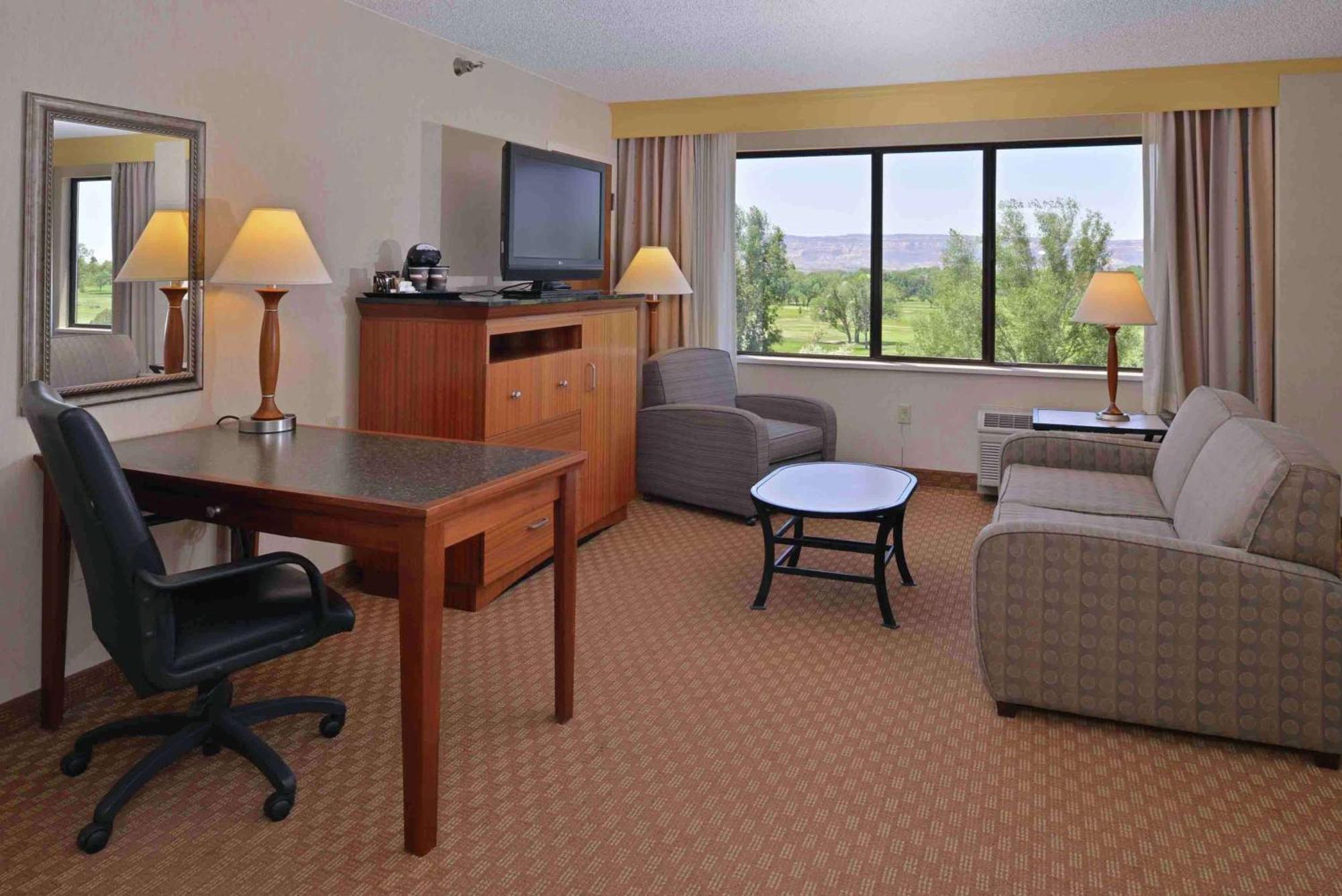 Hotel Doubletree By Hilton Grand Junction Extérieur photo