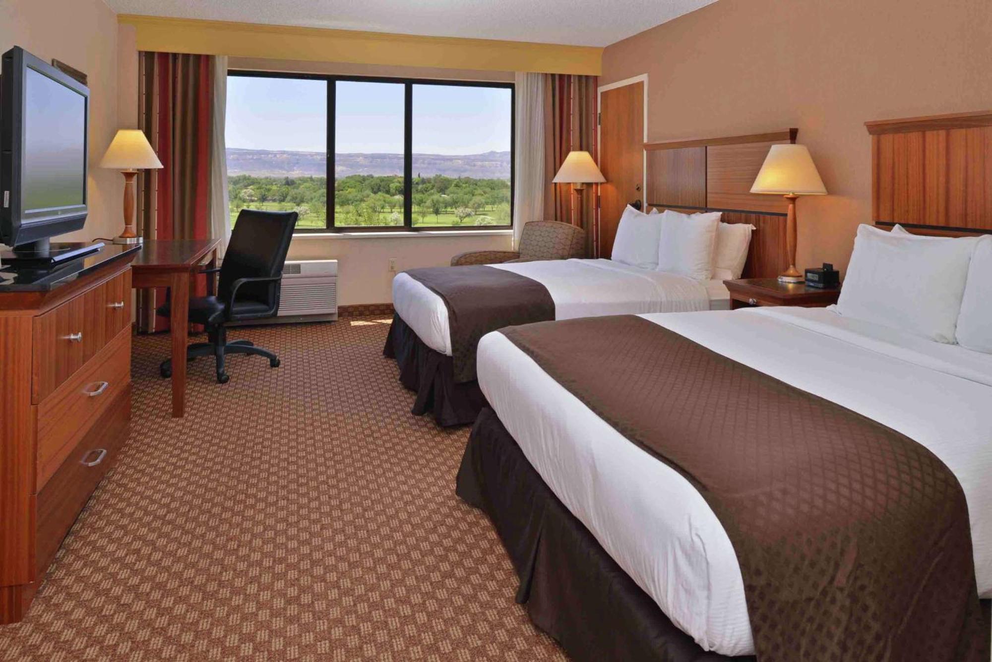 Hotel Doubletree By Hilton Grand Junction Extérieur photo